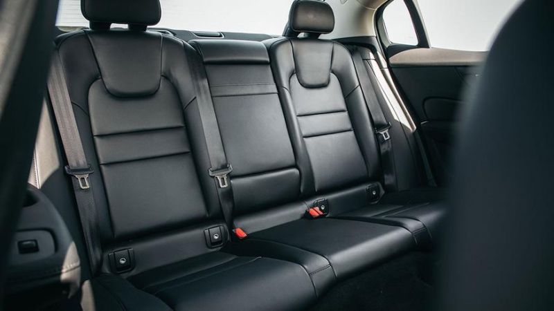 Седан Volvo S60 уходит в историю