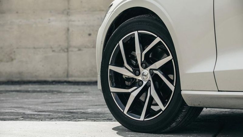 Седан Volvo S60 уходит в историю