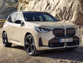 У BMW вышло новое поколение X3: электрификация и экраны