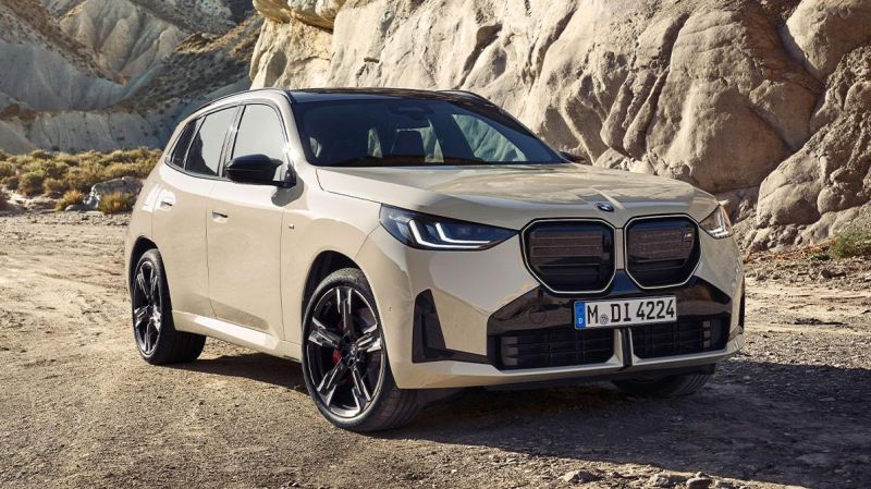У BMW вышло новое поколение X3: электрификация и экраны