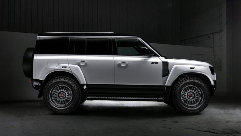 В Arctic Trucks слегка обновили Defender AT35
