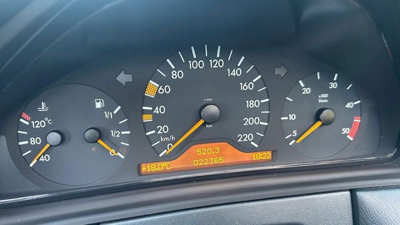В США нашли E-Class (W210) с пробегом всего 22 тыс. км