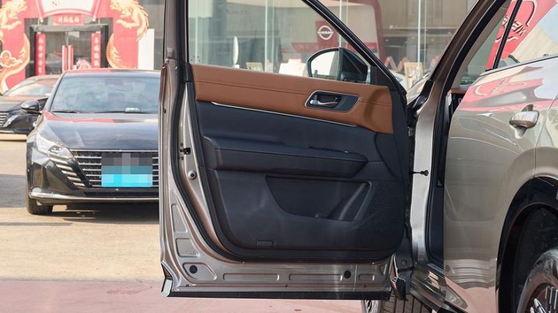 В Китае появился свой Nissan Pathfinder: другой дизайн, двигатель и цена