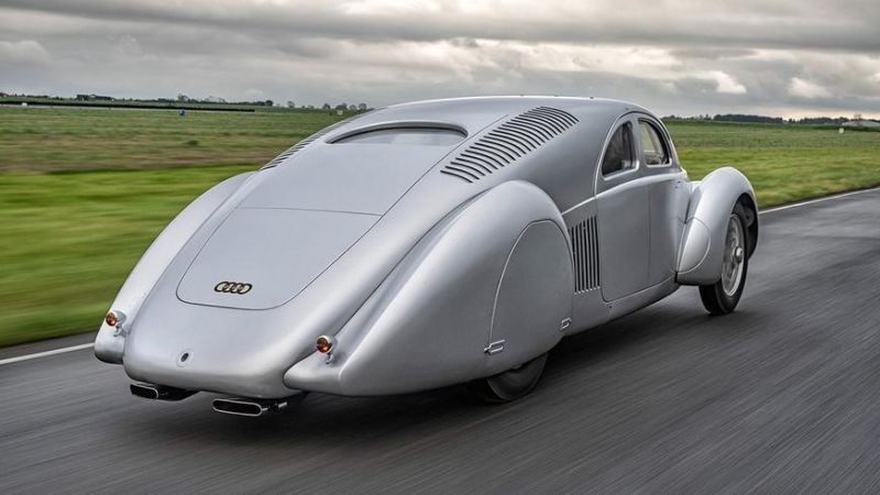 Audi возродила суперкар из 1930-х, которого никогда не было