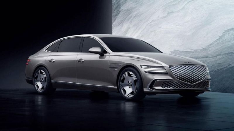 Электрический Genesis G80 стал длиннее и дальнобойнее