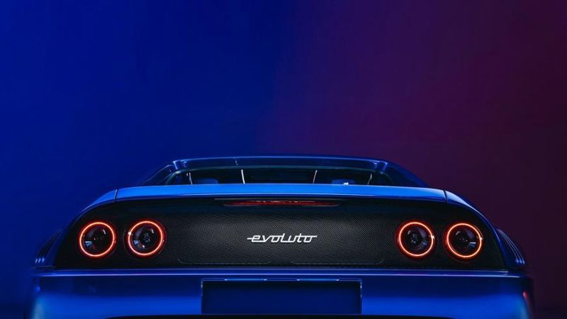Классический Ferrari превратили в карбоновый рестомод
