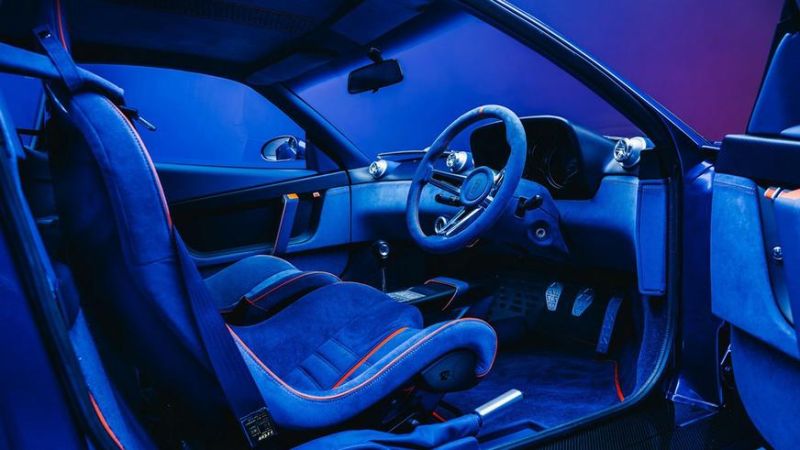 Классический Ferrari превратили в карбоновый рестомод