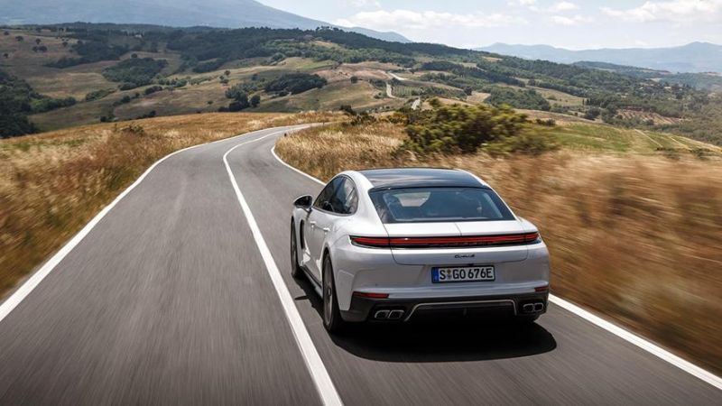 Porsche Panamera стал 782-сильным