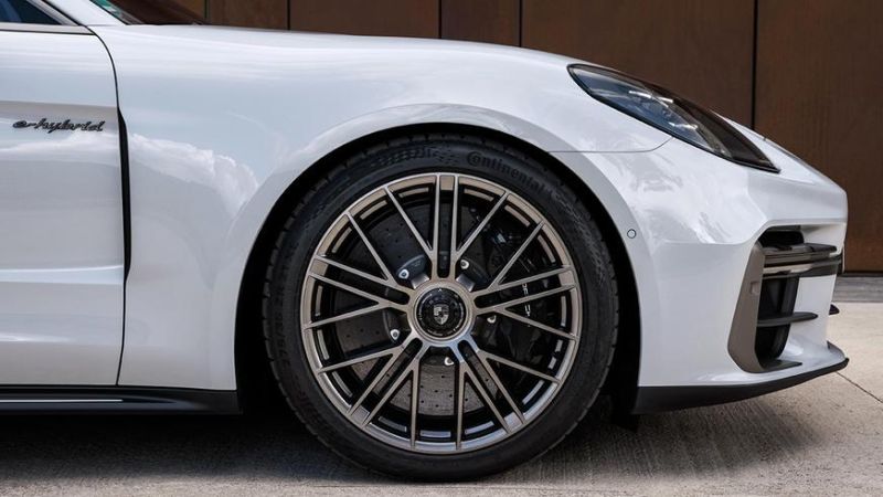 Porsche Panamera стал 782-сильным