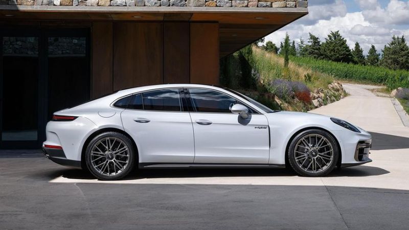 Porsche Panamera стал 782-сильным