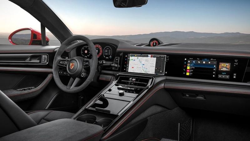 Porsche Panamera стал 782-сильным