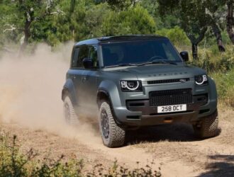 Раскрыт Land Rover Defender Octa