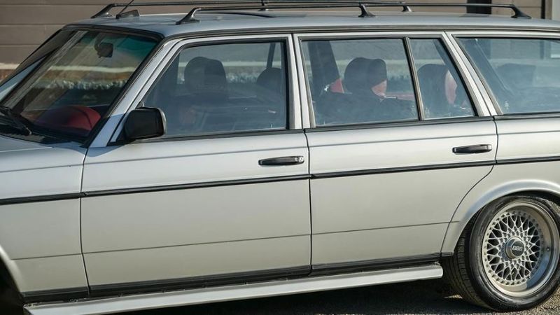 Редкий 45-летний универсал Mercedes-Benz оценили дороже нового S-класса