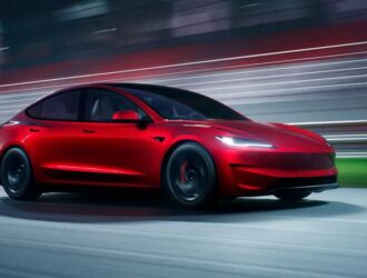 Tesla теряет позиции по обе стороны Атлантики