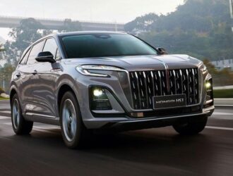 В Казахстане будут выпускать кроссовер Hongqi HS3