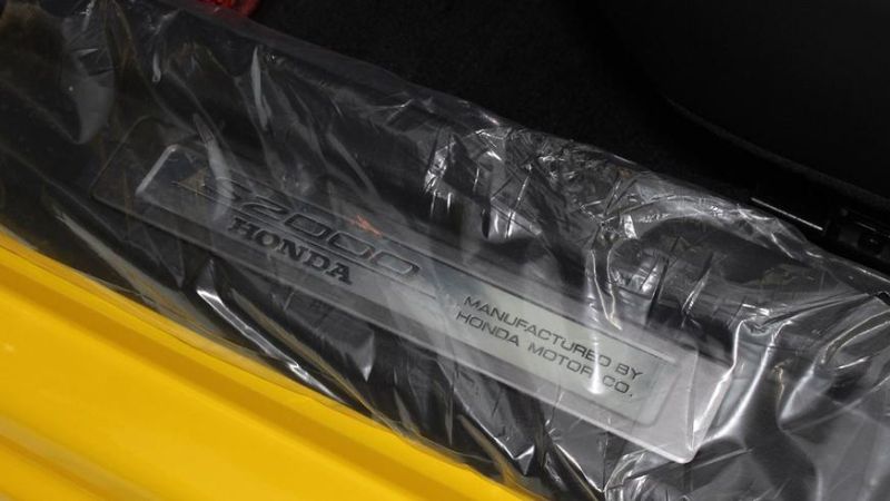 Honda S2000 в новом состоянии найдена в продаже за 120 000 долларов