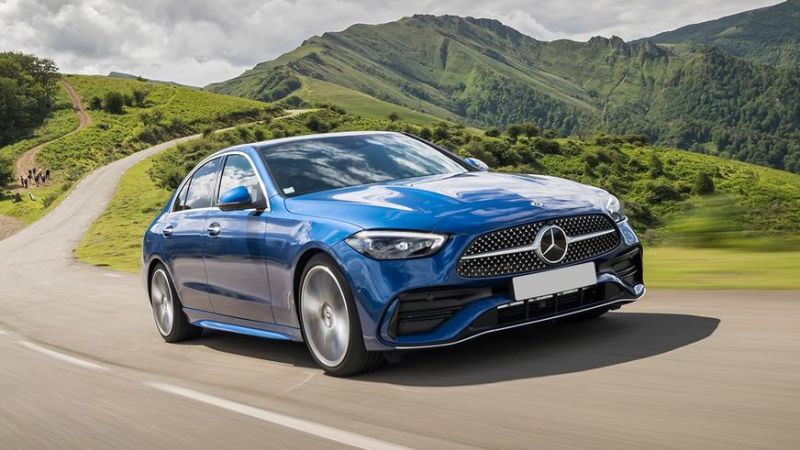 Какие седаны самые продаваемые в 2024 году? И почему не Camry?