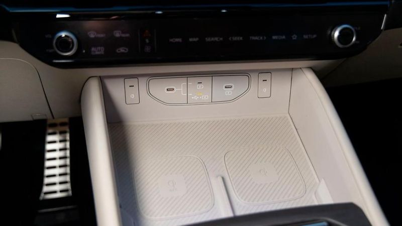 Kia обновила седан K8