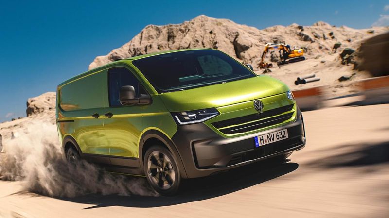 Опубликованы первые фото нового Volkswagen Transporter