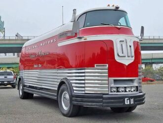Раритетный GM Futurliner появился в продаже