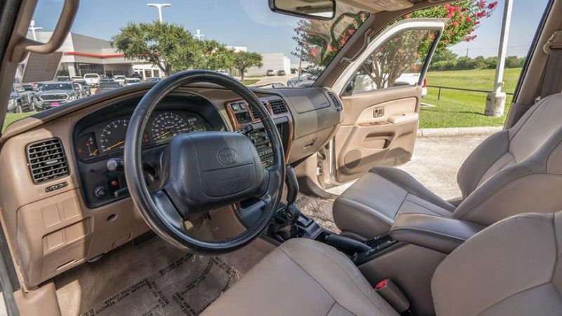 Toyota 4Runner (N180) с небольшим пробегом продают в США