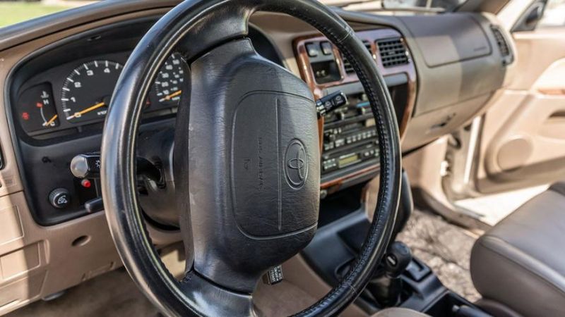 Toyota 4Runner (N180) с небольшим пробегом продают в США