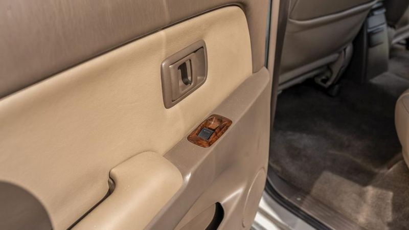 Toyota 4Runner (N180) с небольшим пробегом продают в США