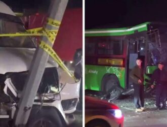 Автобус упал с моста на микроавтобус близ Алматы. Семь человек пострадали