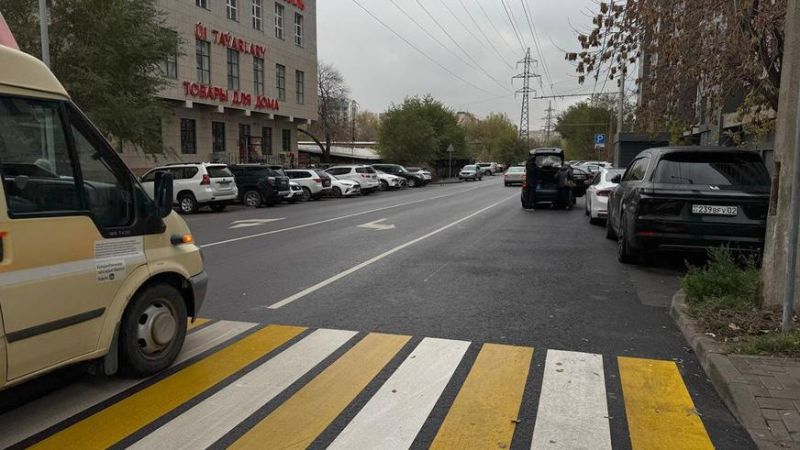 Осторожно: встречка! Новая разметка на Березовского в Алматы