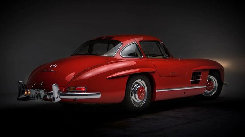 С молотка уйдёт последнее в истории «крыло чайки» — Mercedes-Benz 300 SL