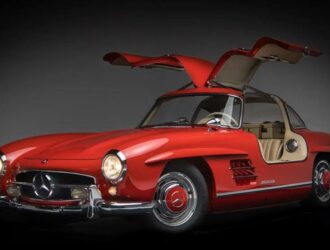 С молотка уйдёт последнее в истории «крыло чайки» — Mercedes-Benz 300 SL