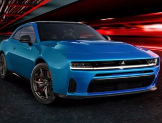 Возвращение бензинового Dodge Charger ожидается летом 2025 года