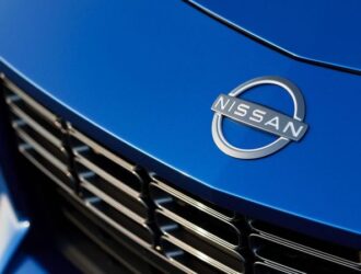 Nissan призывает своих дилеров успокоиться