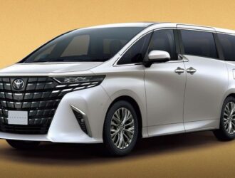 Toyota Alphard стал четырёхместным плагин-гибридом