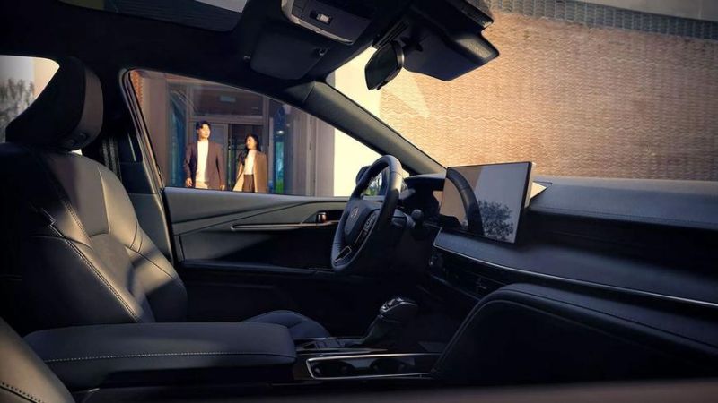 Toyota представила «спортивную» Camry для Китая