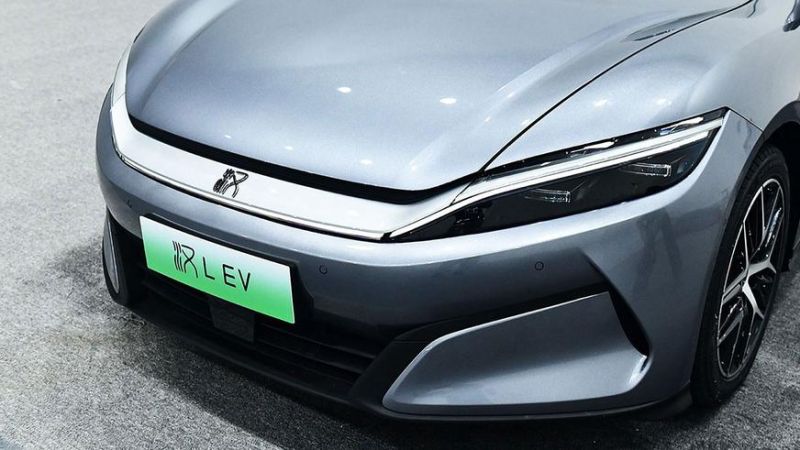 BYD показал 1102-сильные седан и кроссовер
