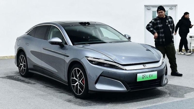 BYD показал 1102-сильные седан и кроссовер