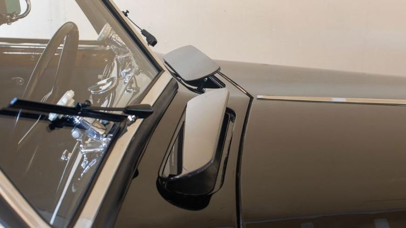 Довоенный BMW 327 выставили на торги в США