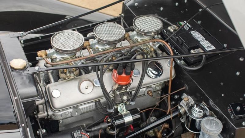 Довоенный BMW 327 выставили на торги в США
