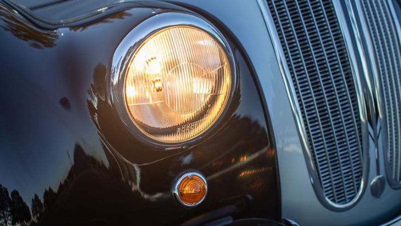 Довоенный BMW 327 выставили на торги в США
