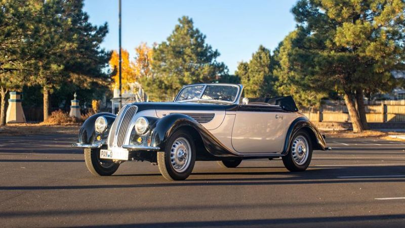 Довоенный BMW 327 выставили на торги в США