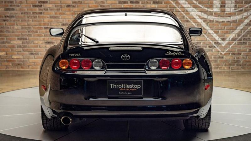 Toyota Supra на торгах в США. Один владелец и 29 тысяч миль пробега