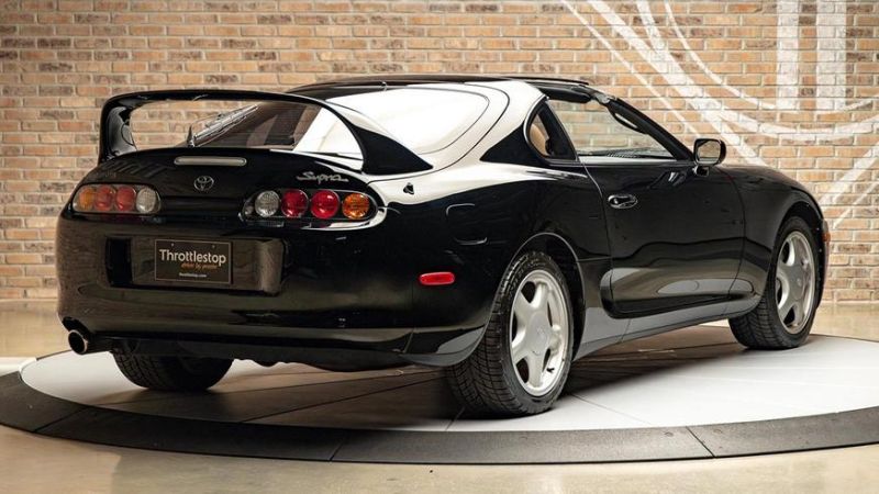Toyota Supra на торгах в США. Один владелец и 29 тысяч миль пробега