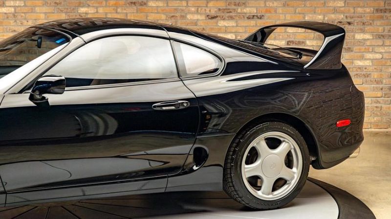 Toyota Supra на торгах в США. Один владелец и 29 тысяч миль пробега